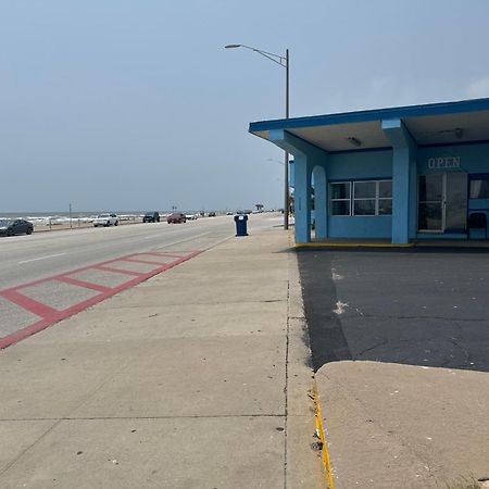 Econo Lodge Galveston Seawall Buitenkant foto